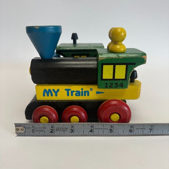 VTG My Train Montgomery Schoolhouse Vermont Wooden Trainset 3 Cars 6 People - Picture 8 of 12